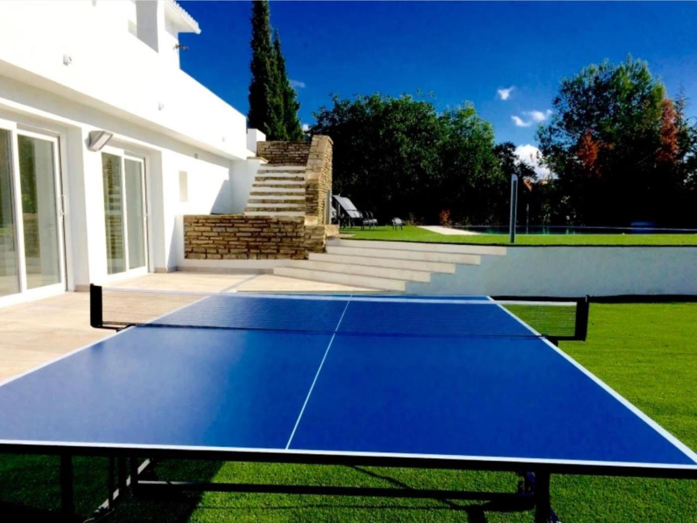 Luxury By Lodgerstrip Budget Holidays Willa *